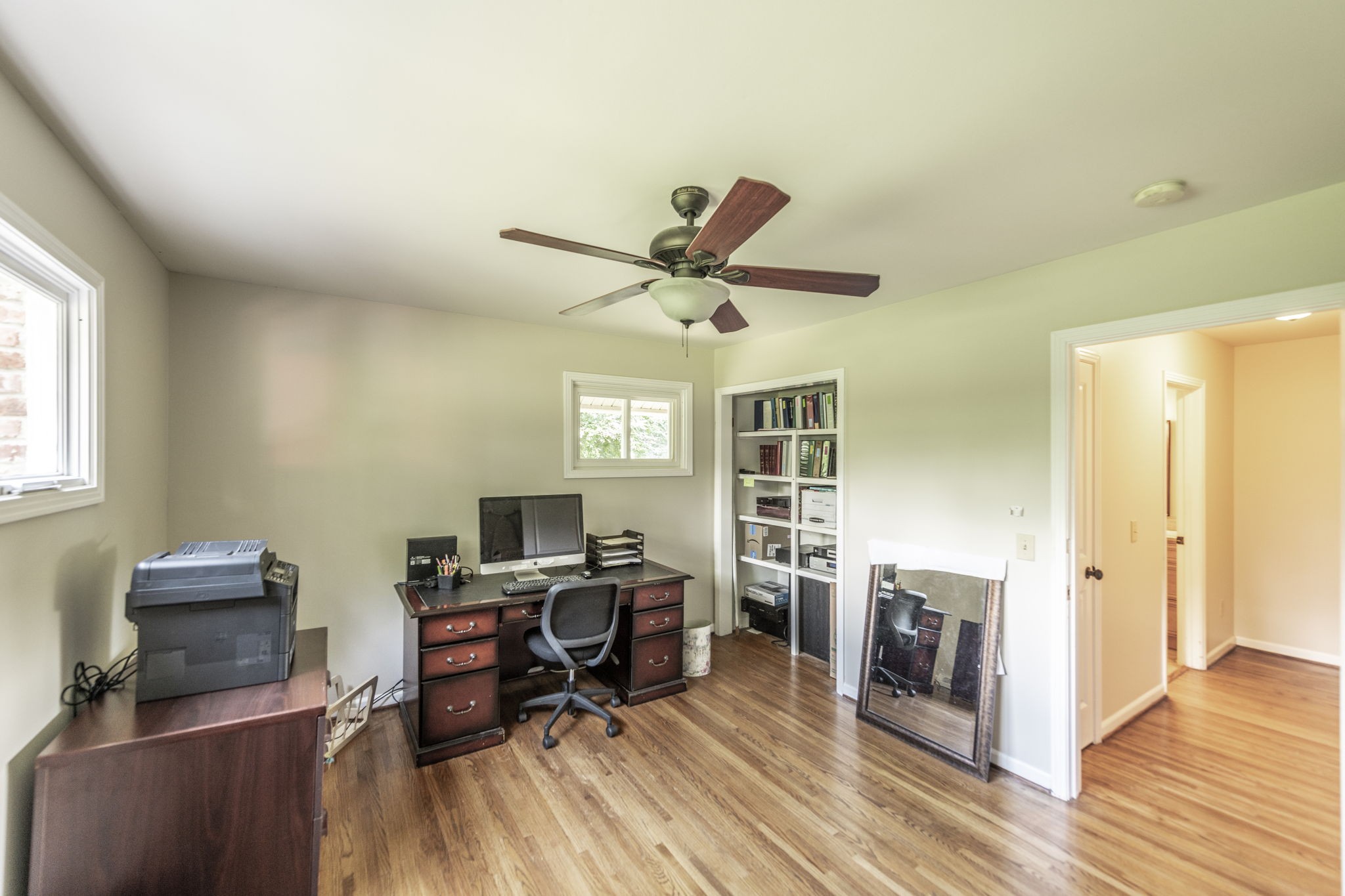315 Raintree Dr