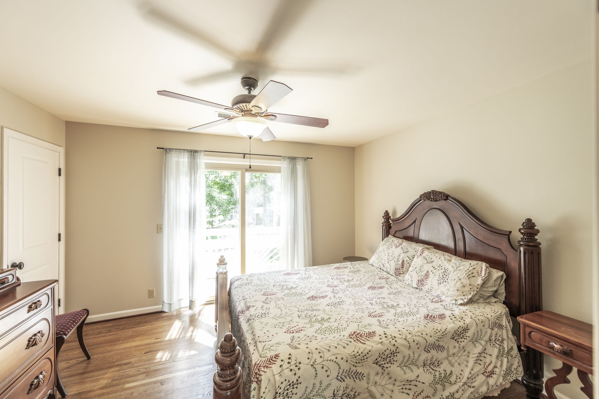 315 Raintree Dr