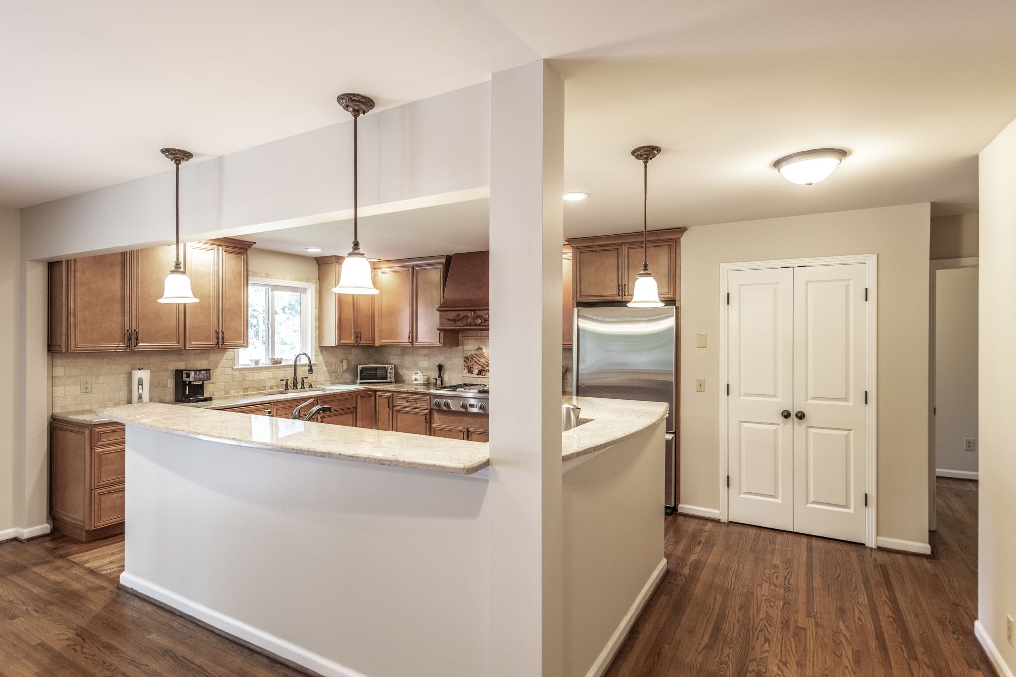 315 Raintree Dr