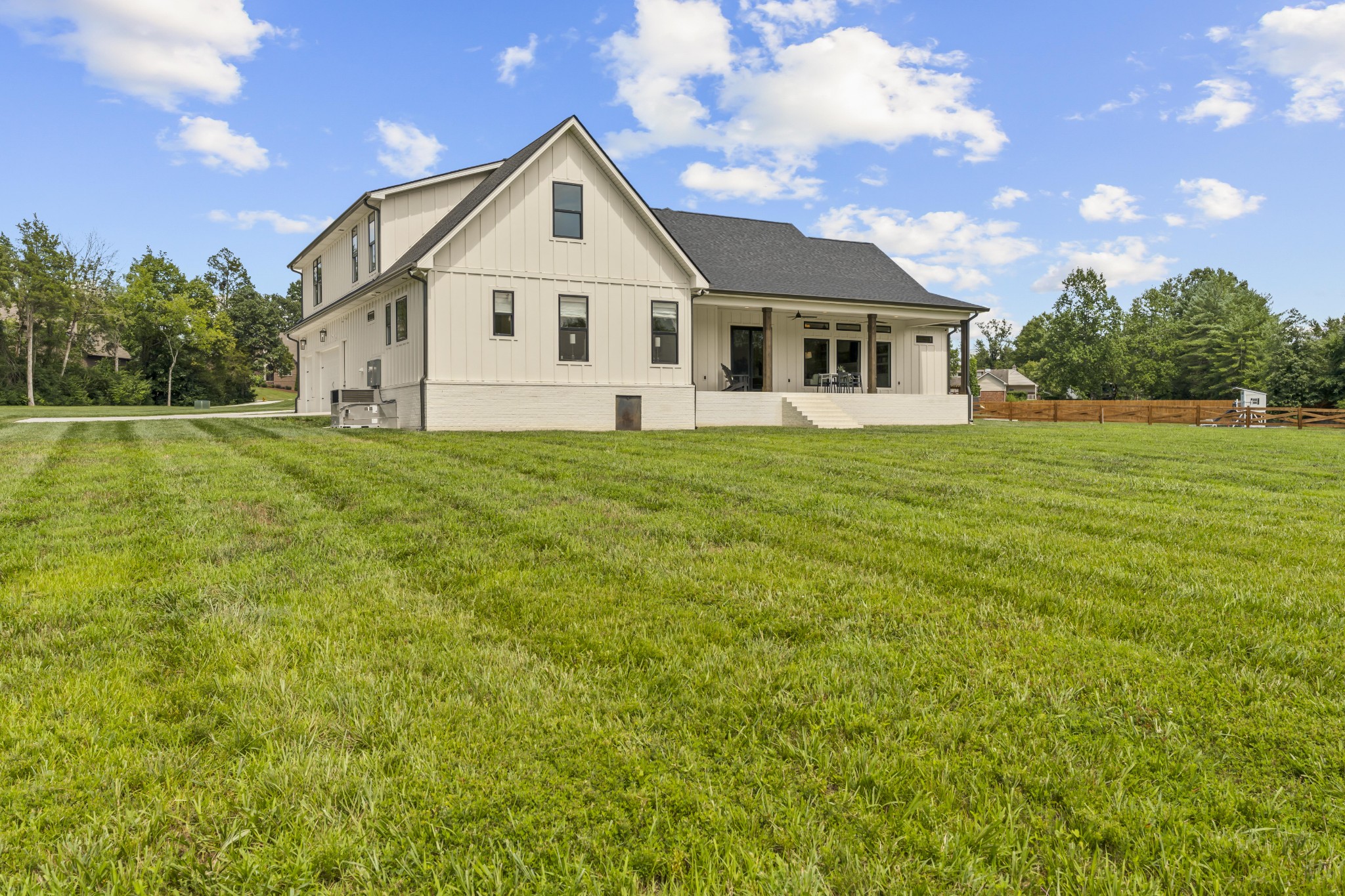 218 Breckenridge Glen Dr