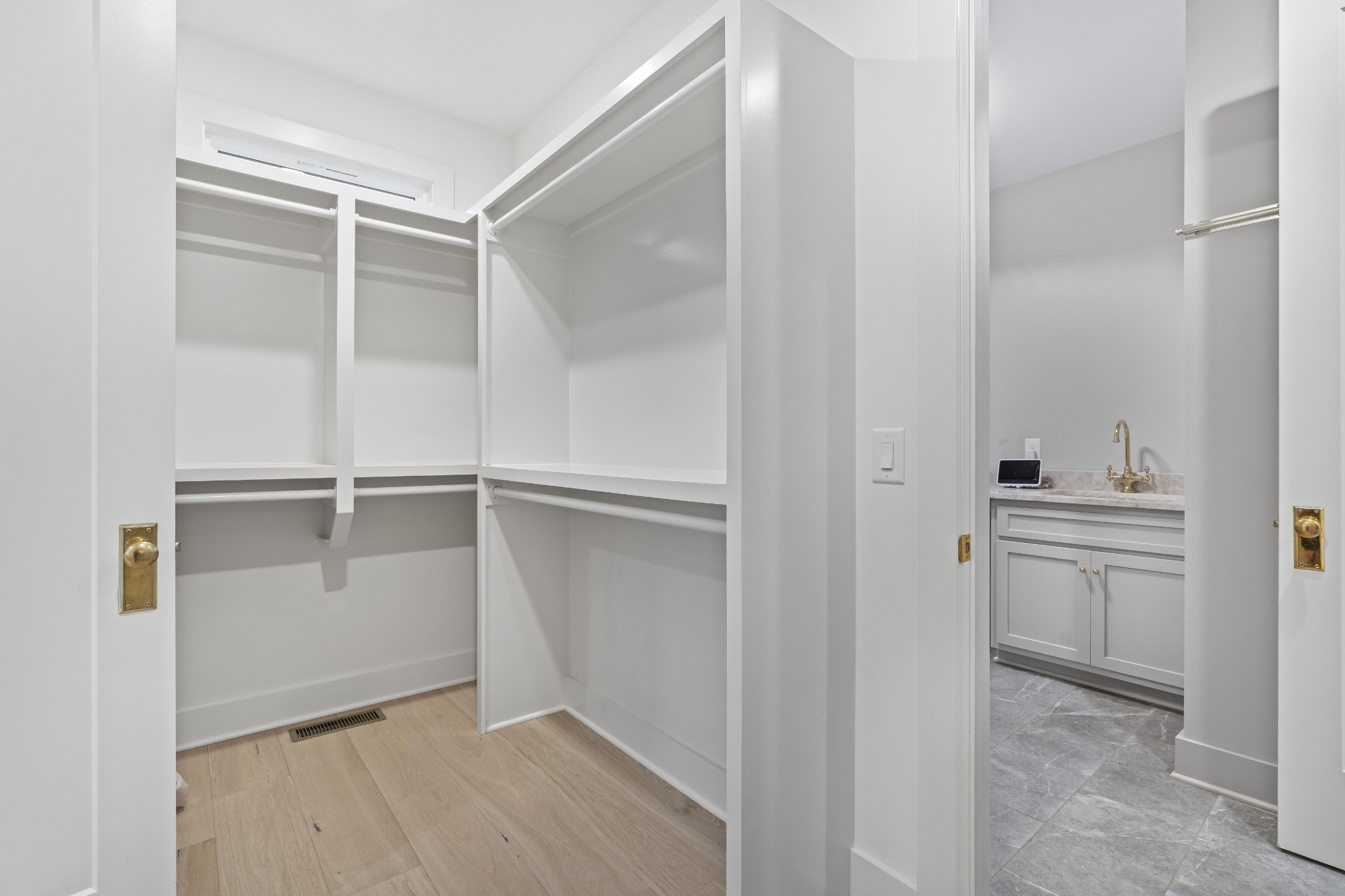 218 Breckenridge Glen Dr