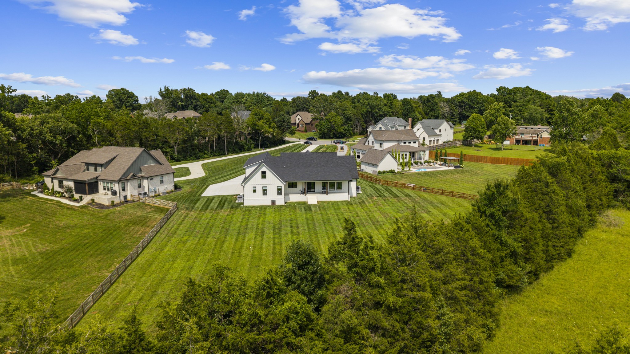 218 Breckenridge Glen Dr