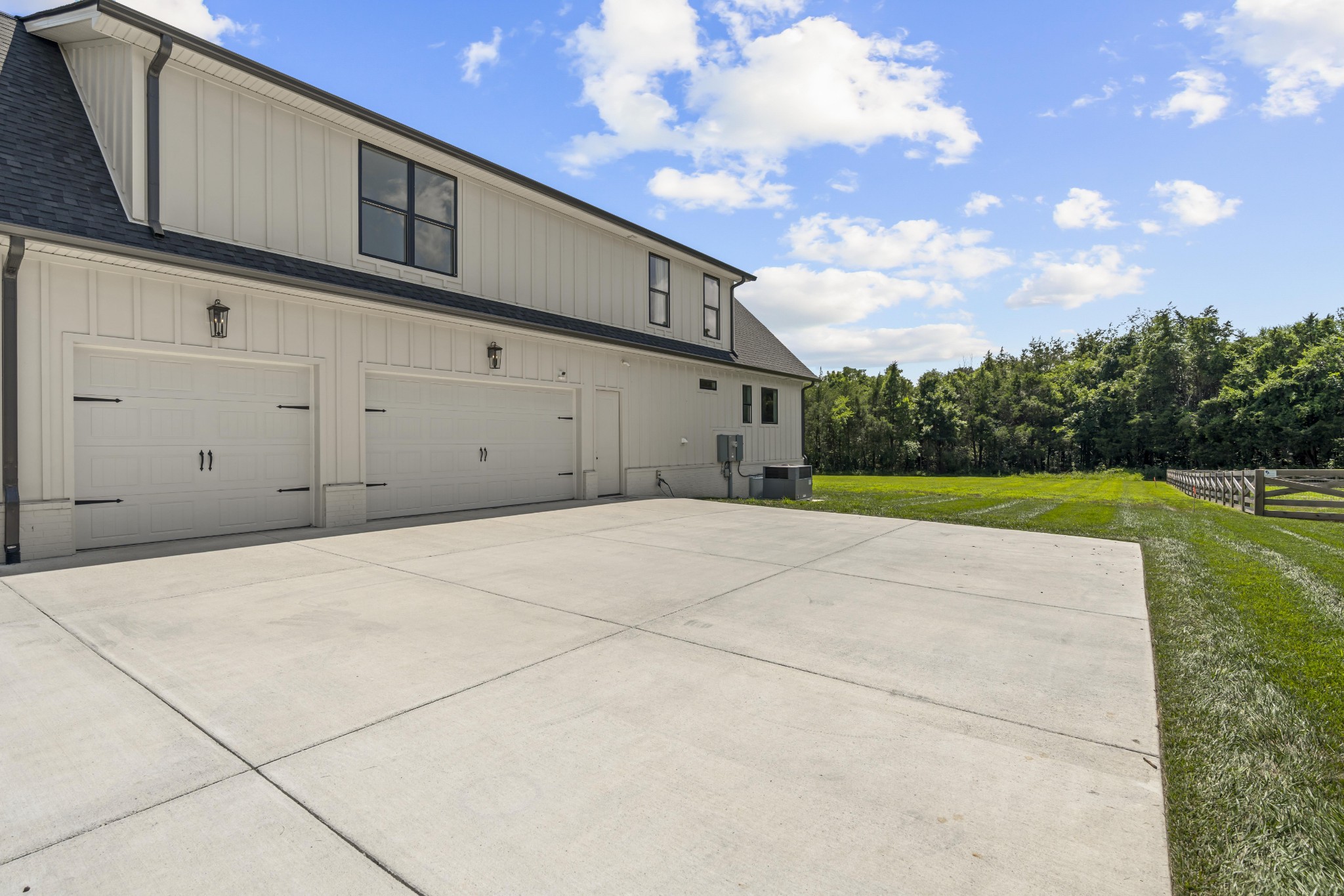 218 Breckenridge Glen Dr