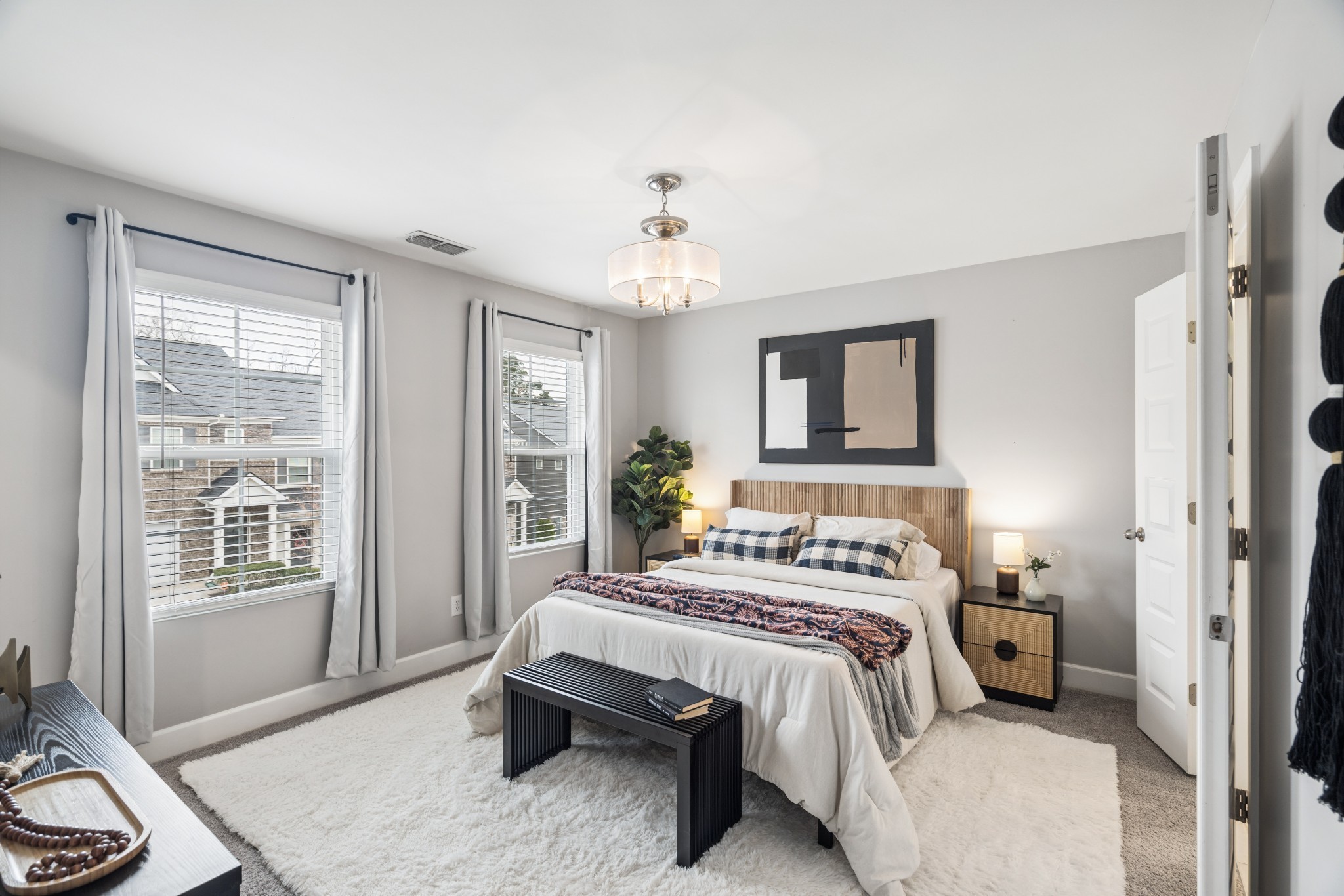 2708 Gossett Trl