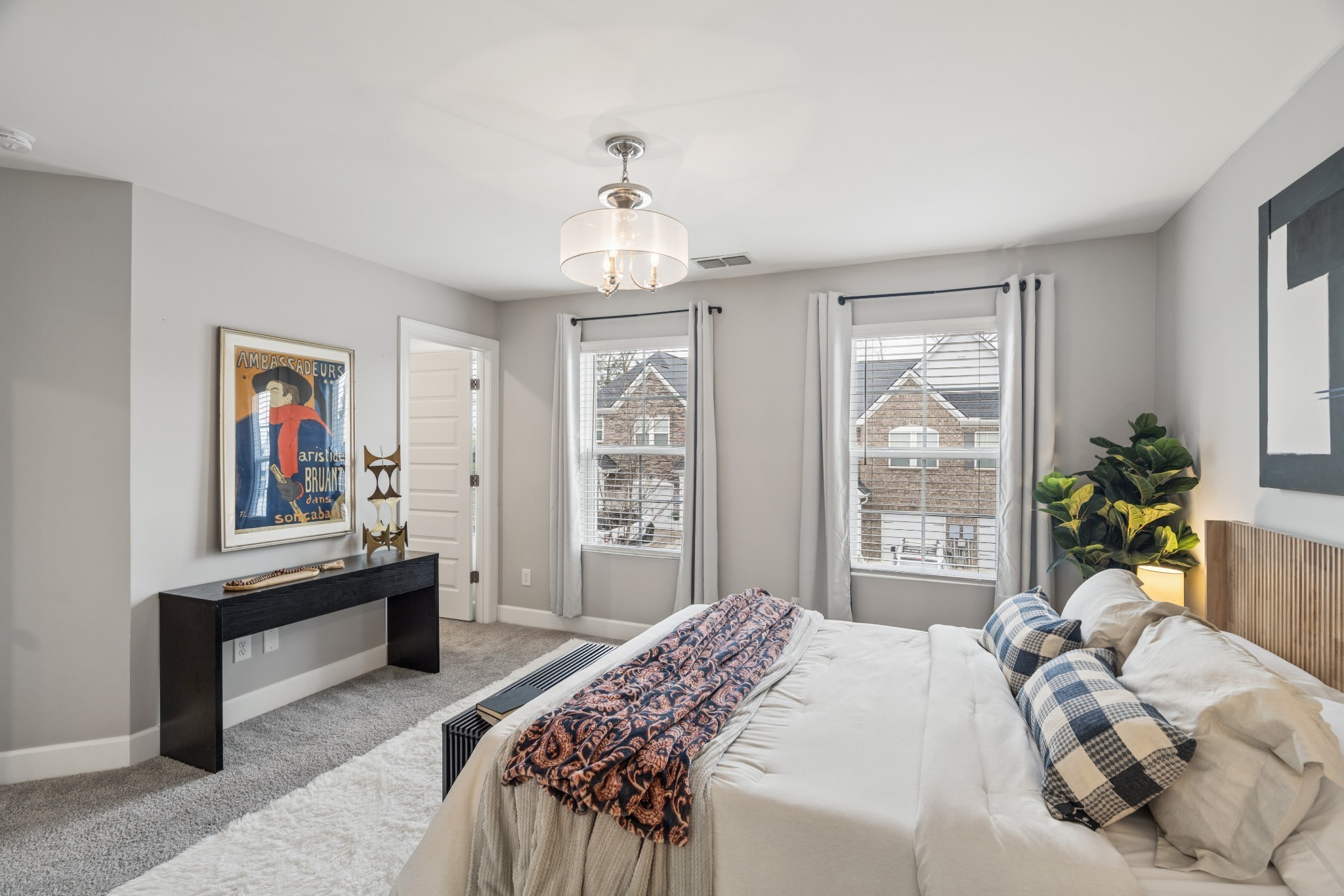 2708 Gossett Trl