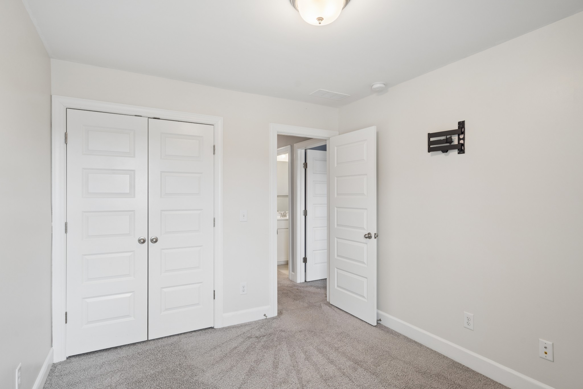 2708 Gossett Trl