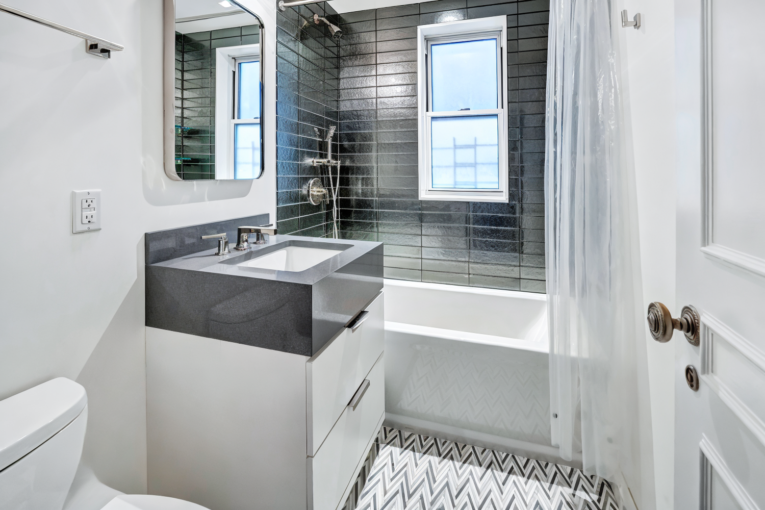 40 E 84TH Street 4CD