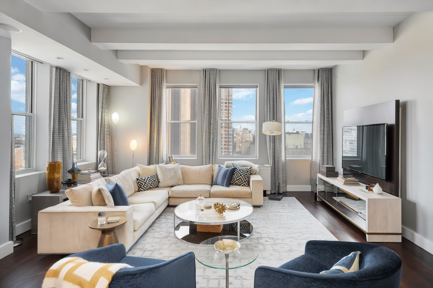 270 BROADWAY 24B