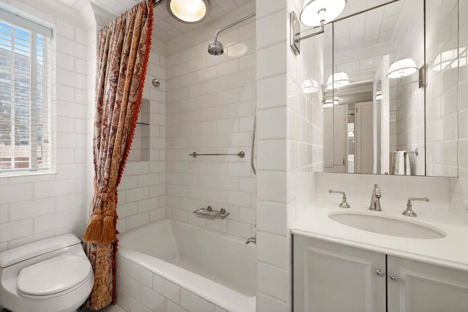 444 E 52ND Street PHN