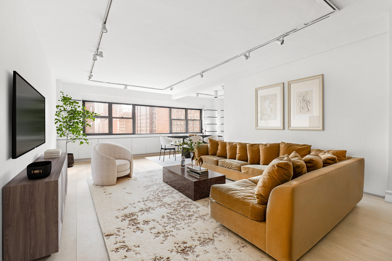 165 E 72ND Street 11C