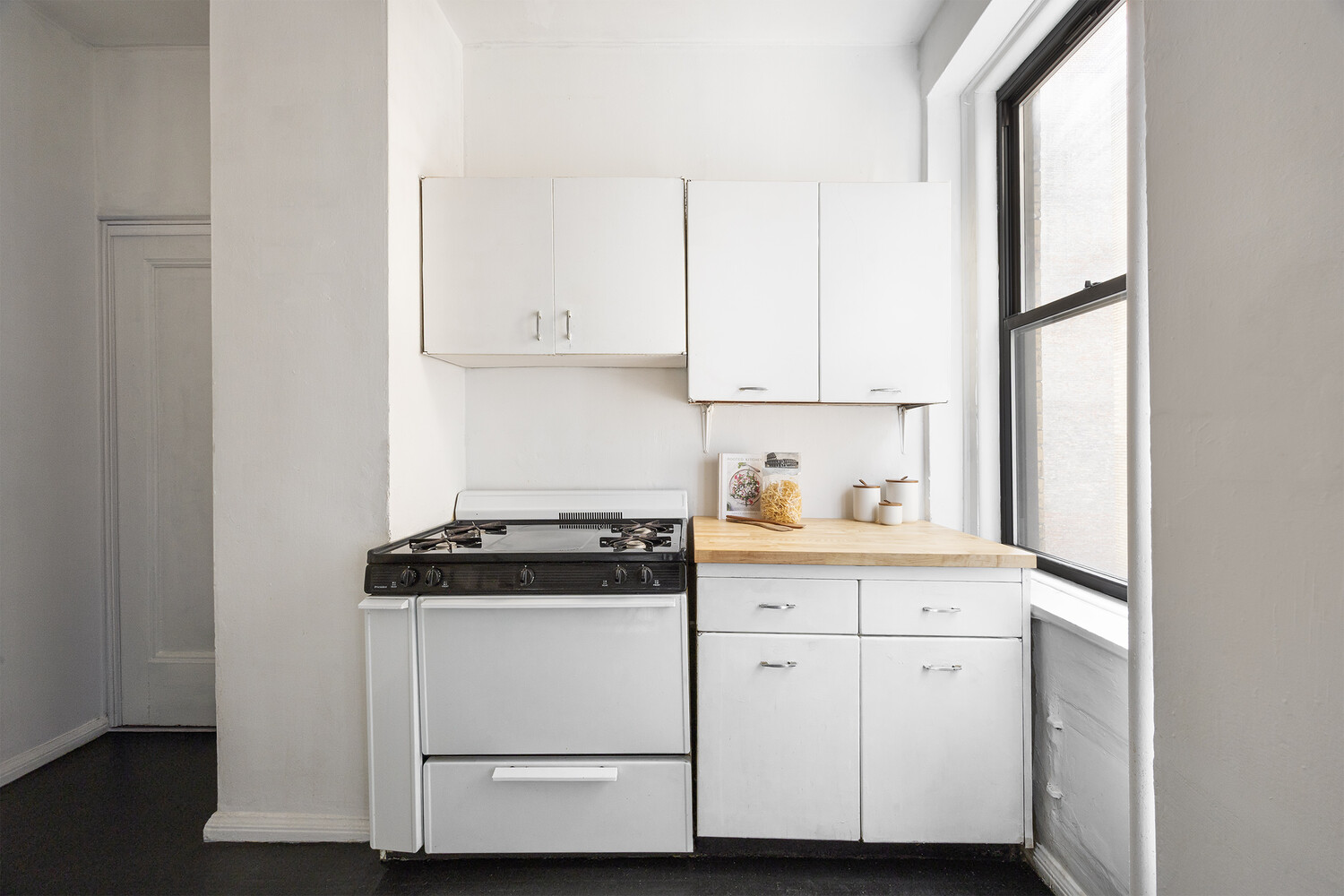 255 W 84TH Street 3E