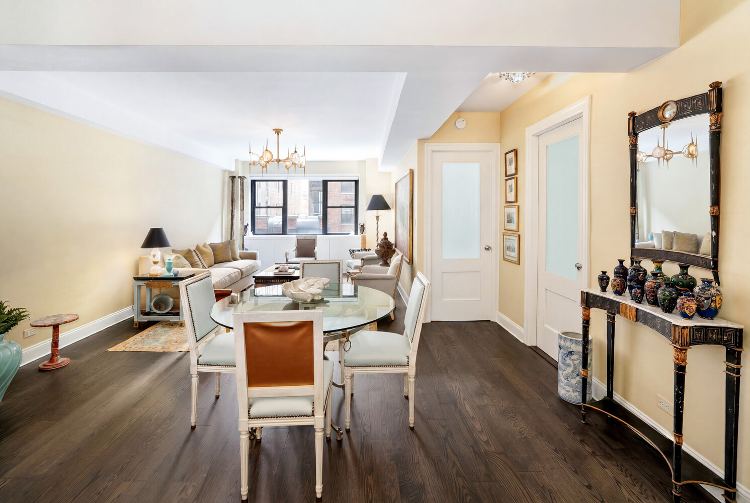 165 E 72ND Street 2M