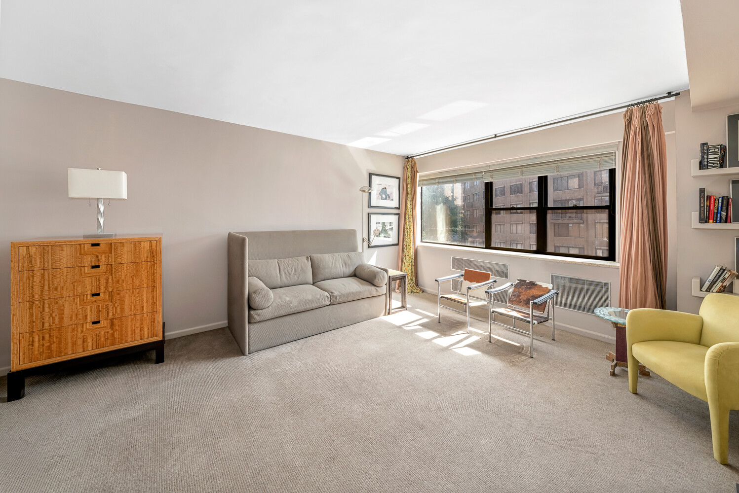 165 E 72ND Street 3E