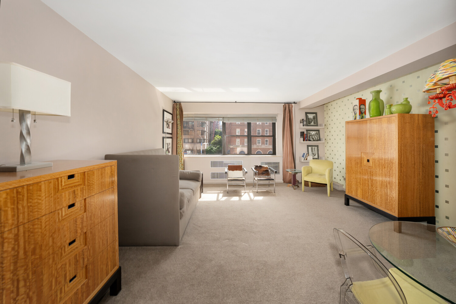 165 E 72ND Street 3E