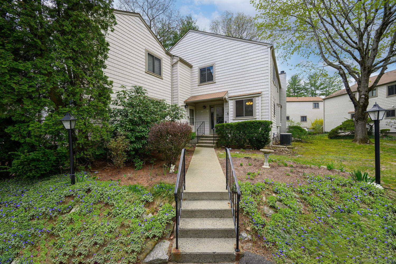 109 Fiddler Green Road D