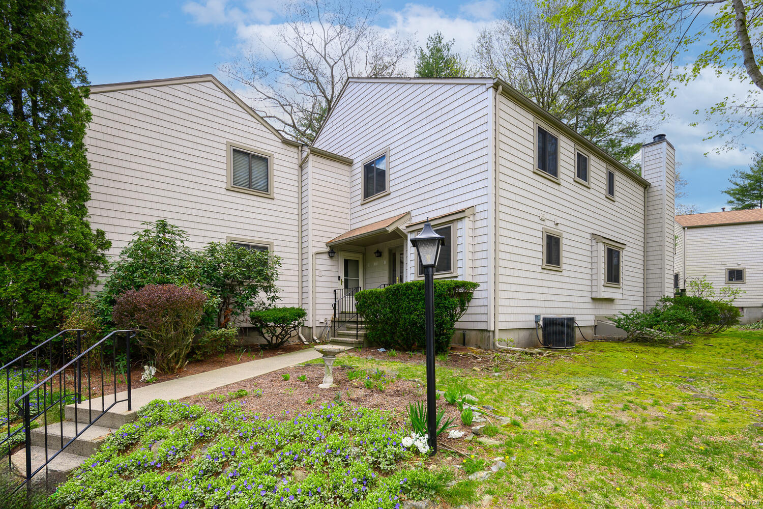 109 Fiddler Green Road D