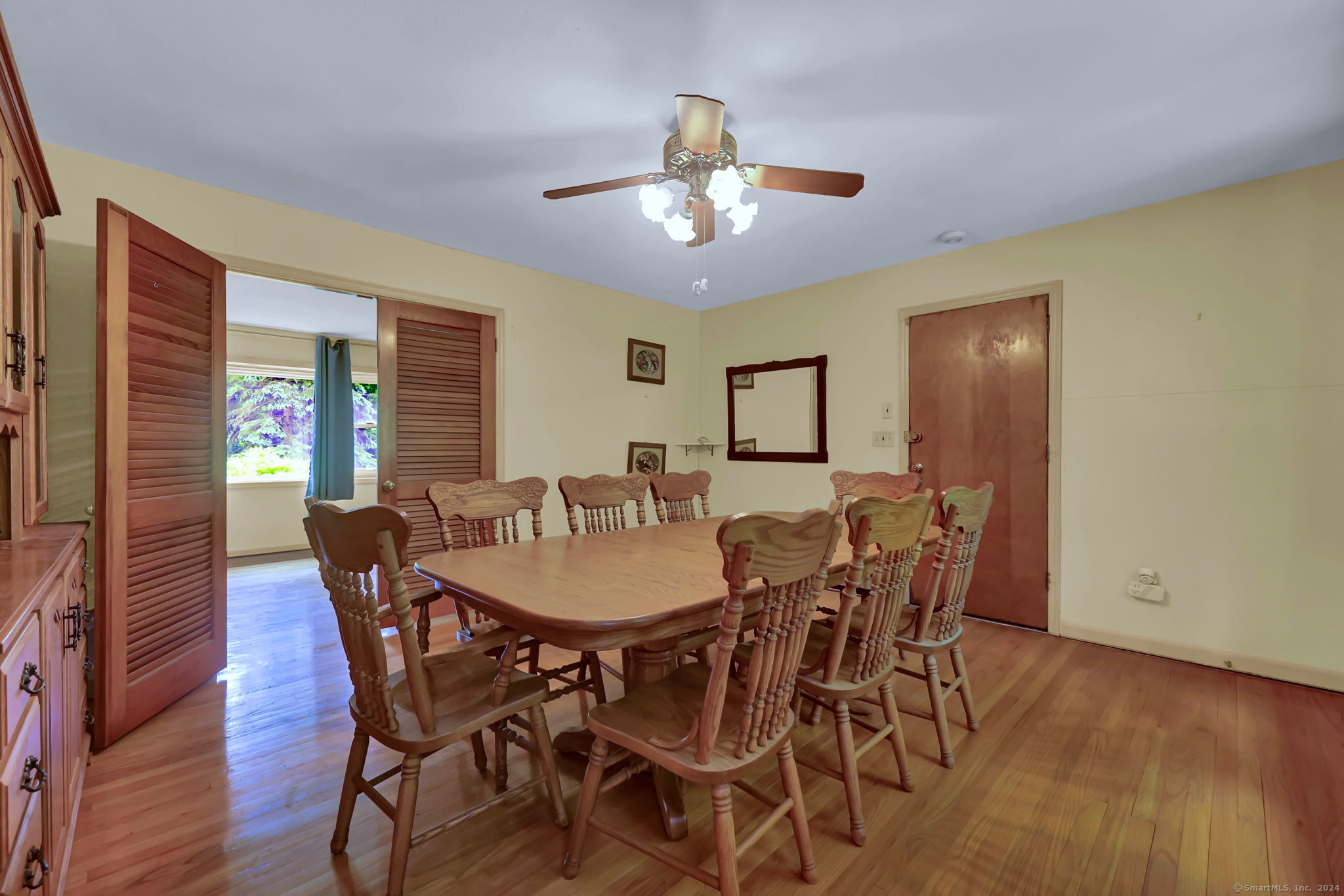 11 Beach Hill Road