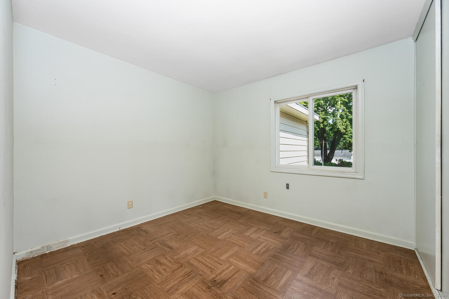 72 Lloyd Drive