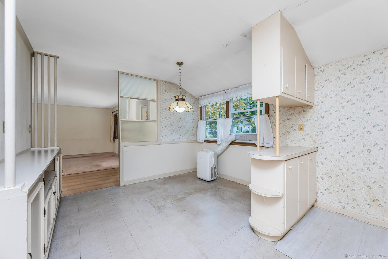 72 Lloyd Drive