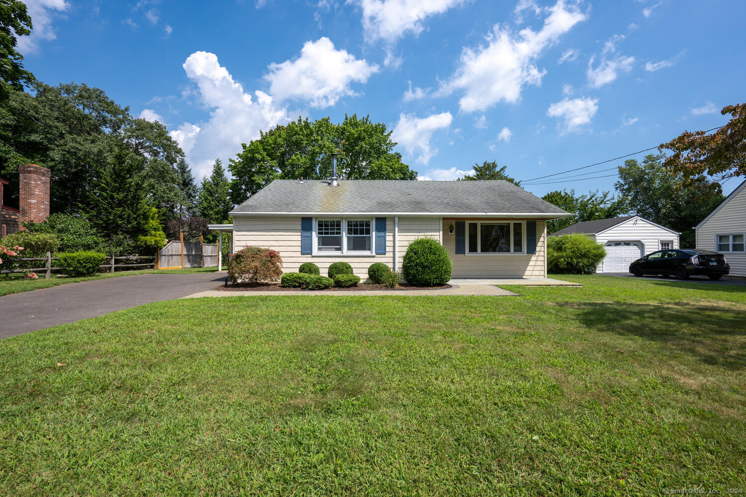 72 Lloyd Drive