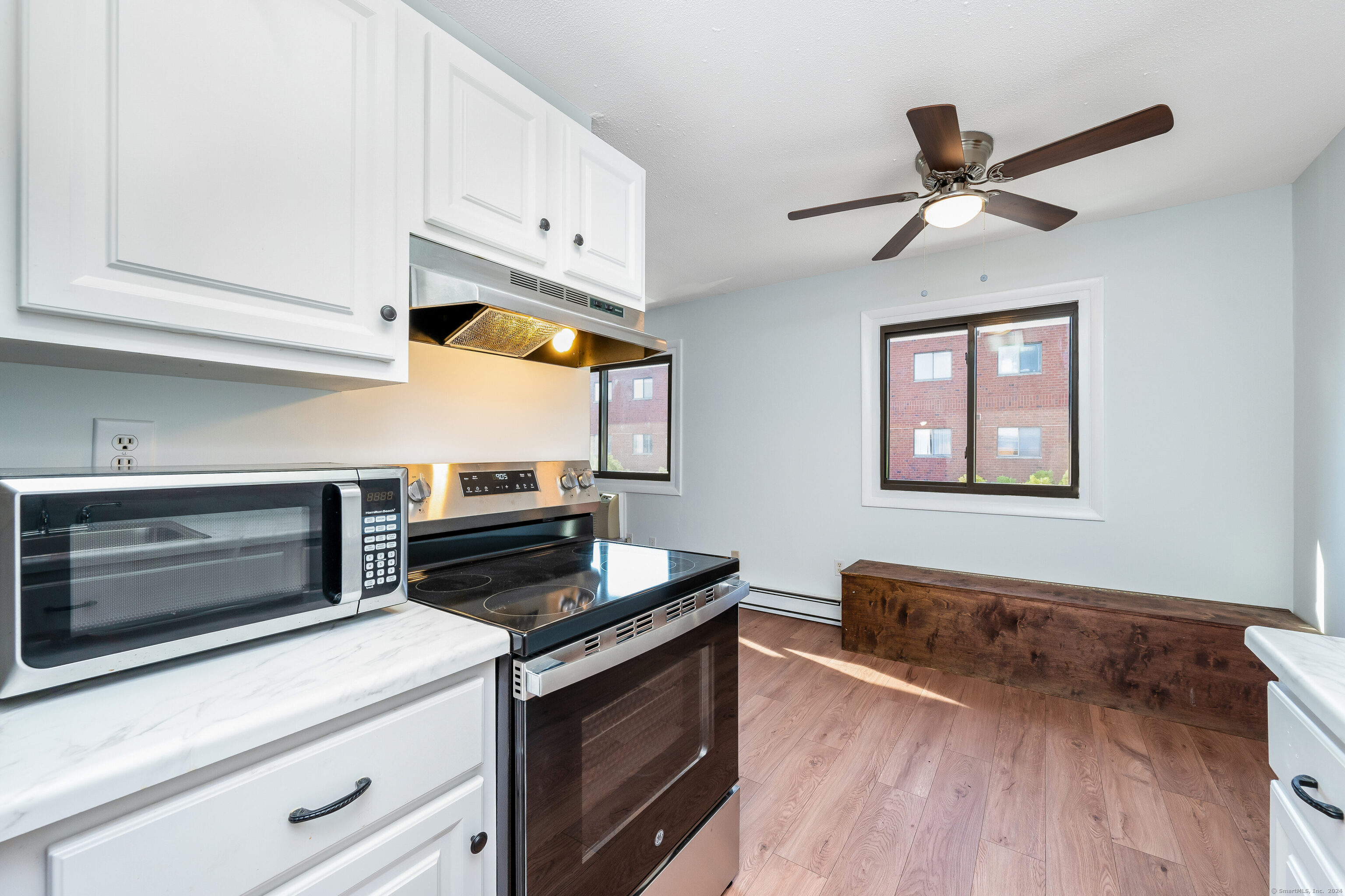 925 Longbrook Avenue APT 307