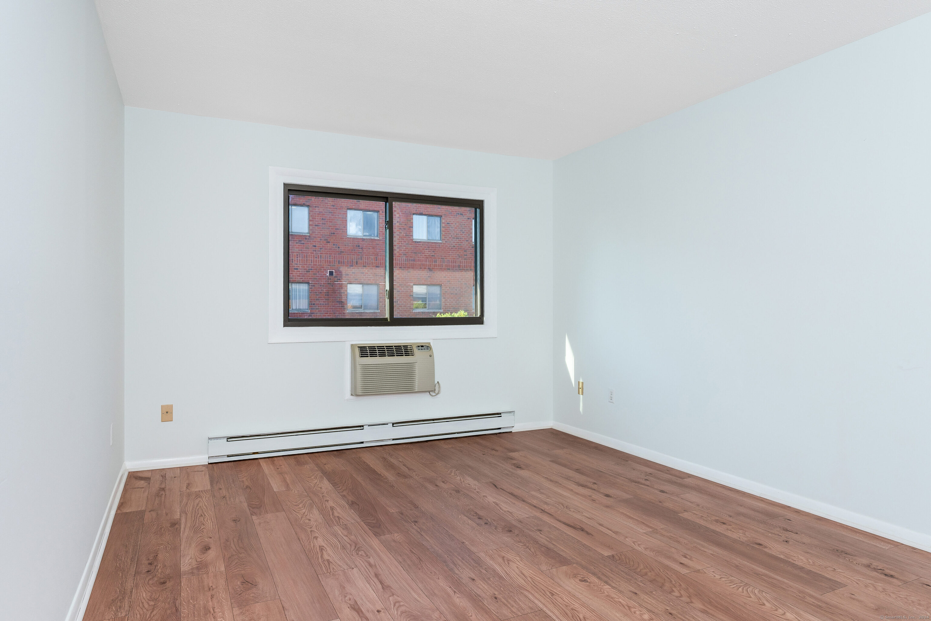 925 Longbrook Avenue APT 307