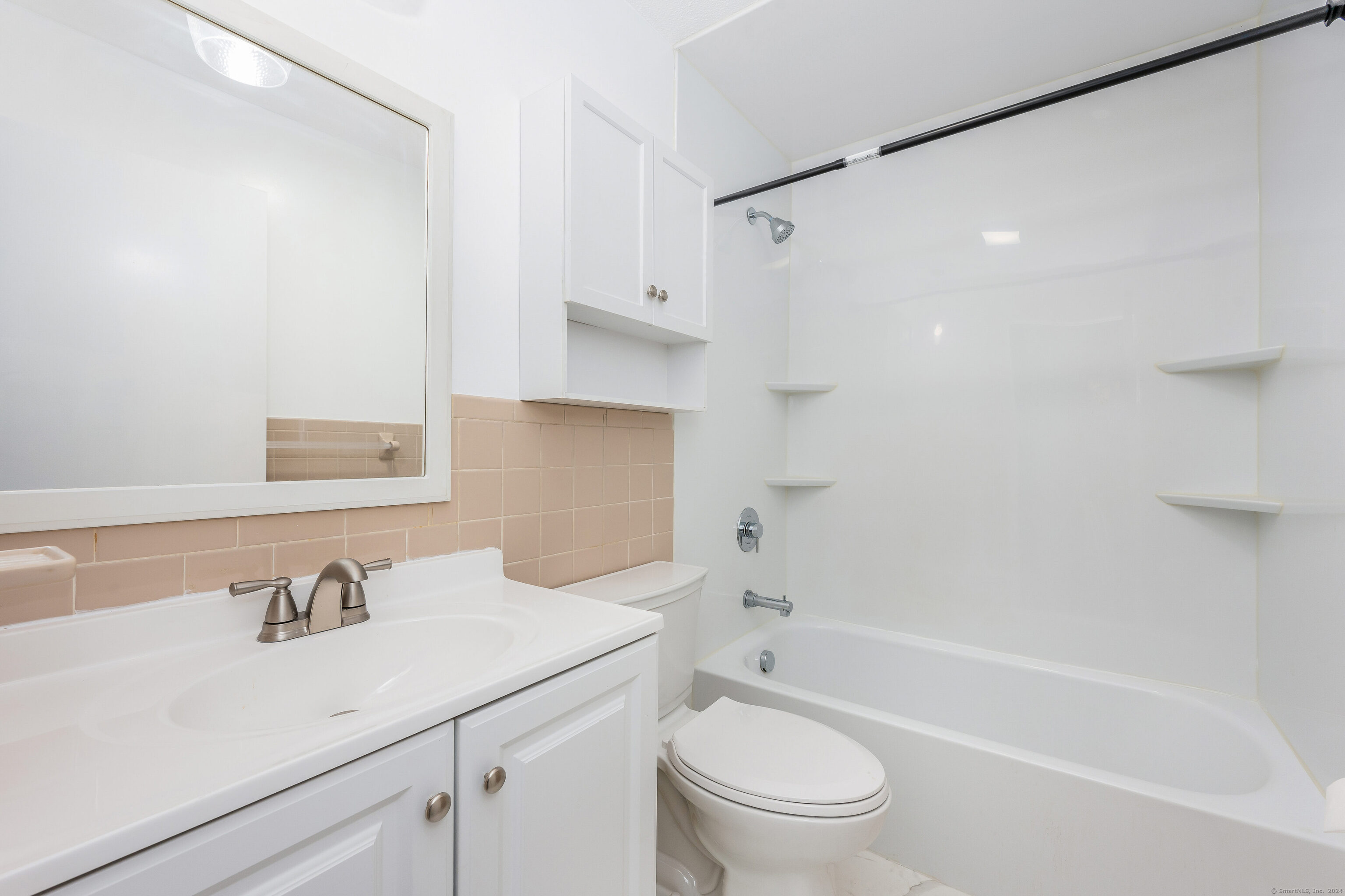 925 Longbrook Avenue APT 307