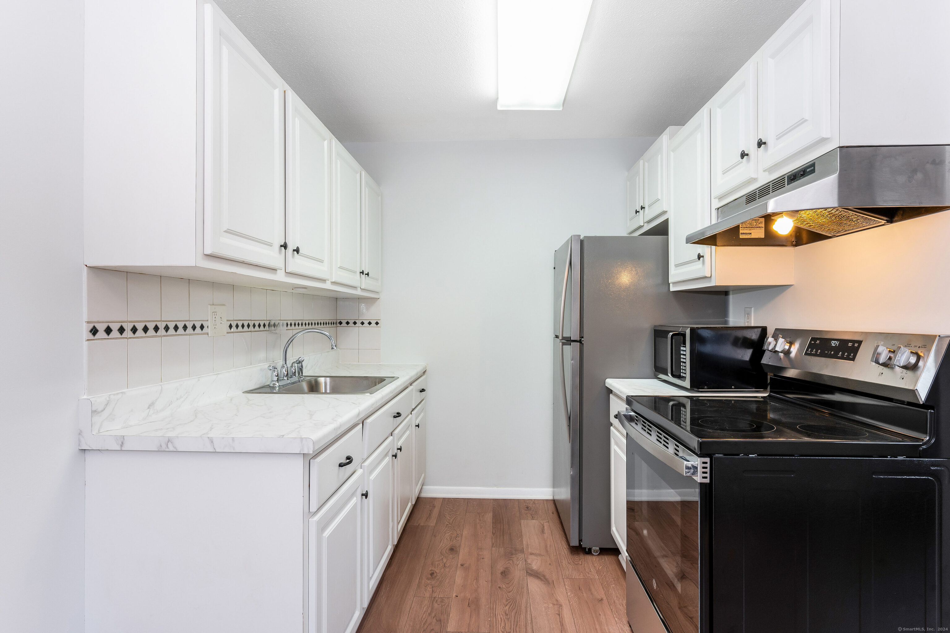 925 Longbrook Avenue APT 307