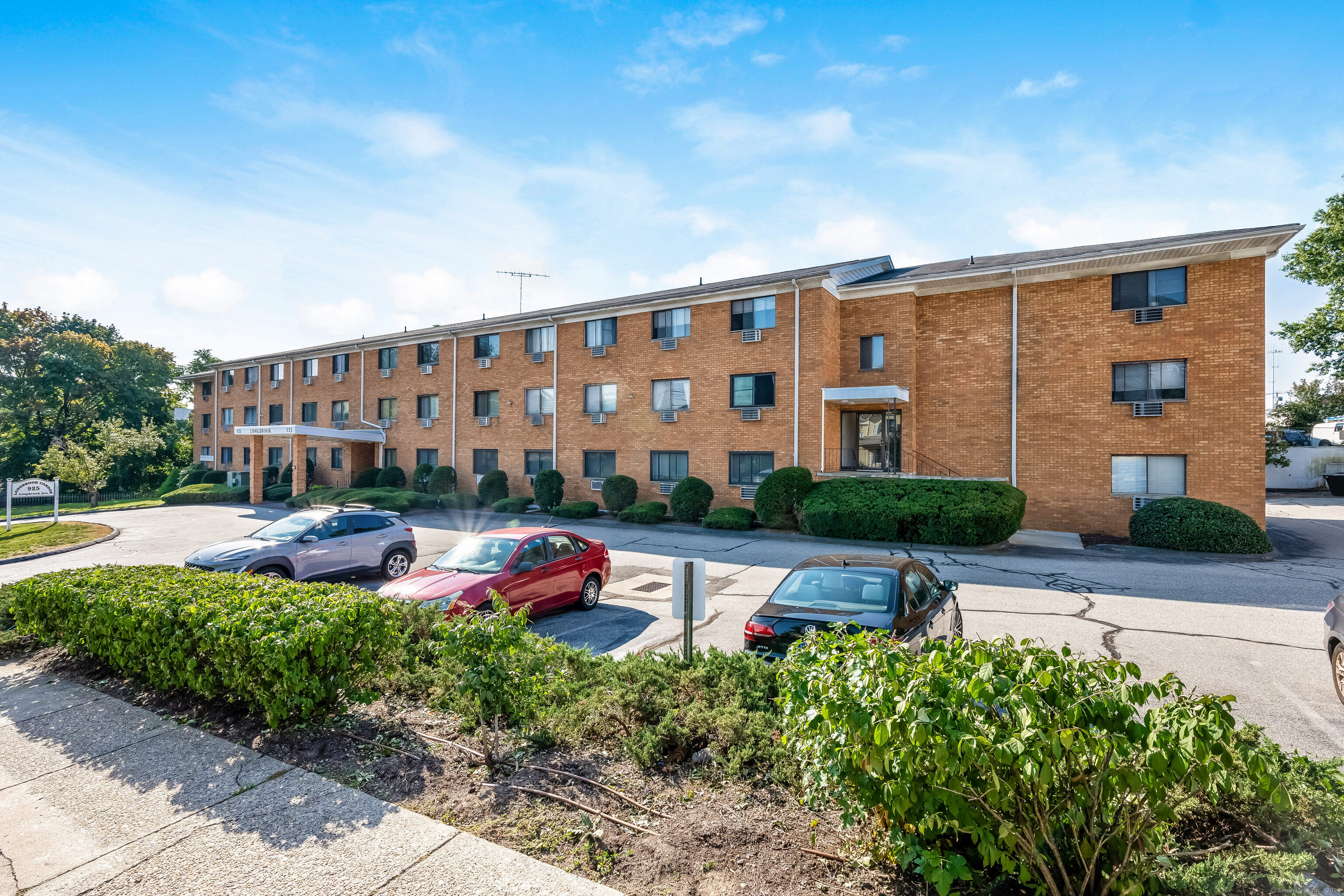 925 Longbrook Avenue APT 307