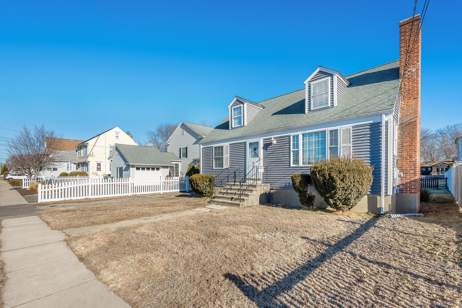 623 Reef Road