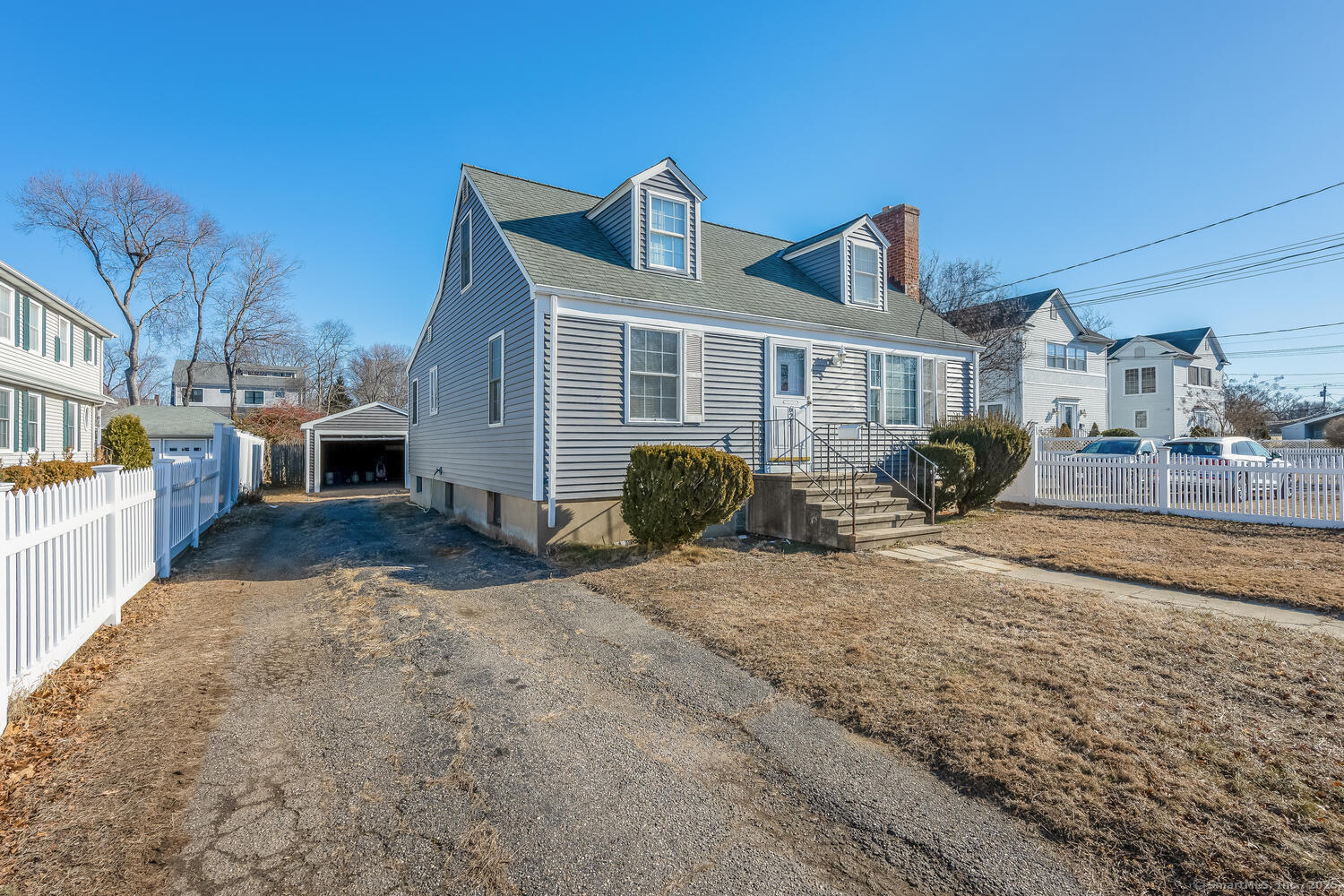 623 Reef Road
