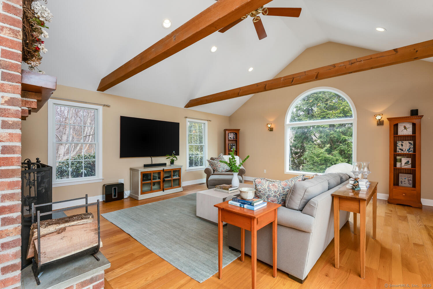 575 Peters Lane