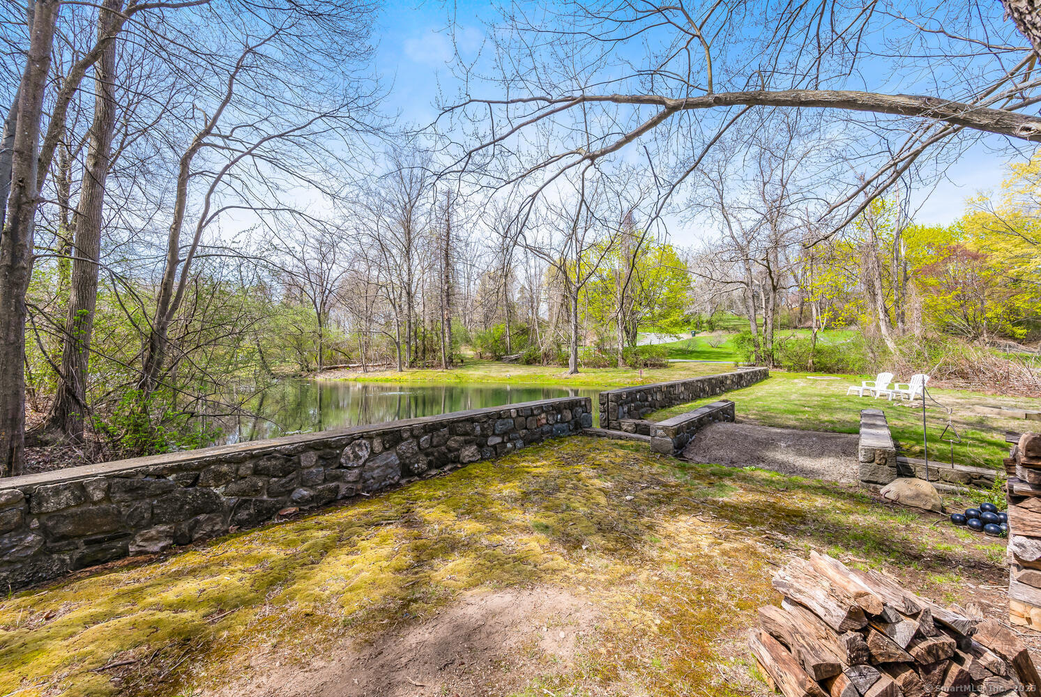 4 Whippoorwill Hill Road