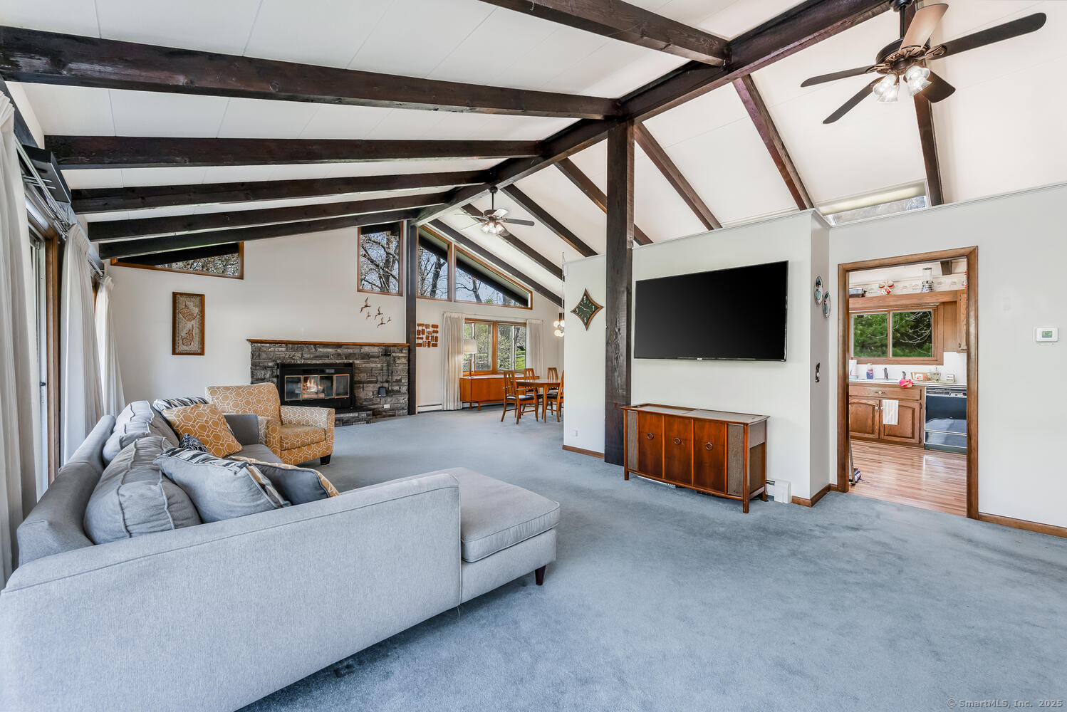4 Whippoorwill Hill Road