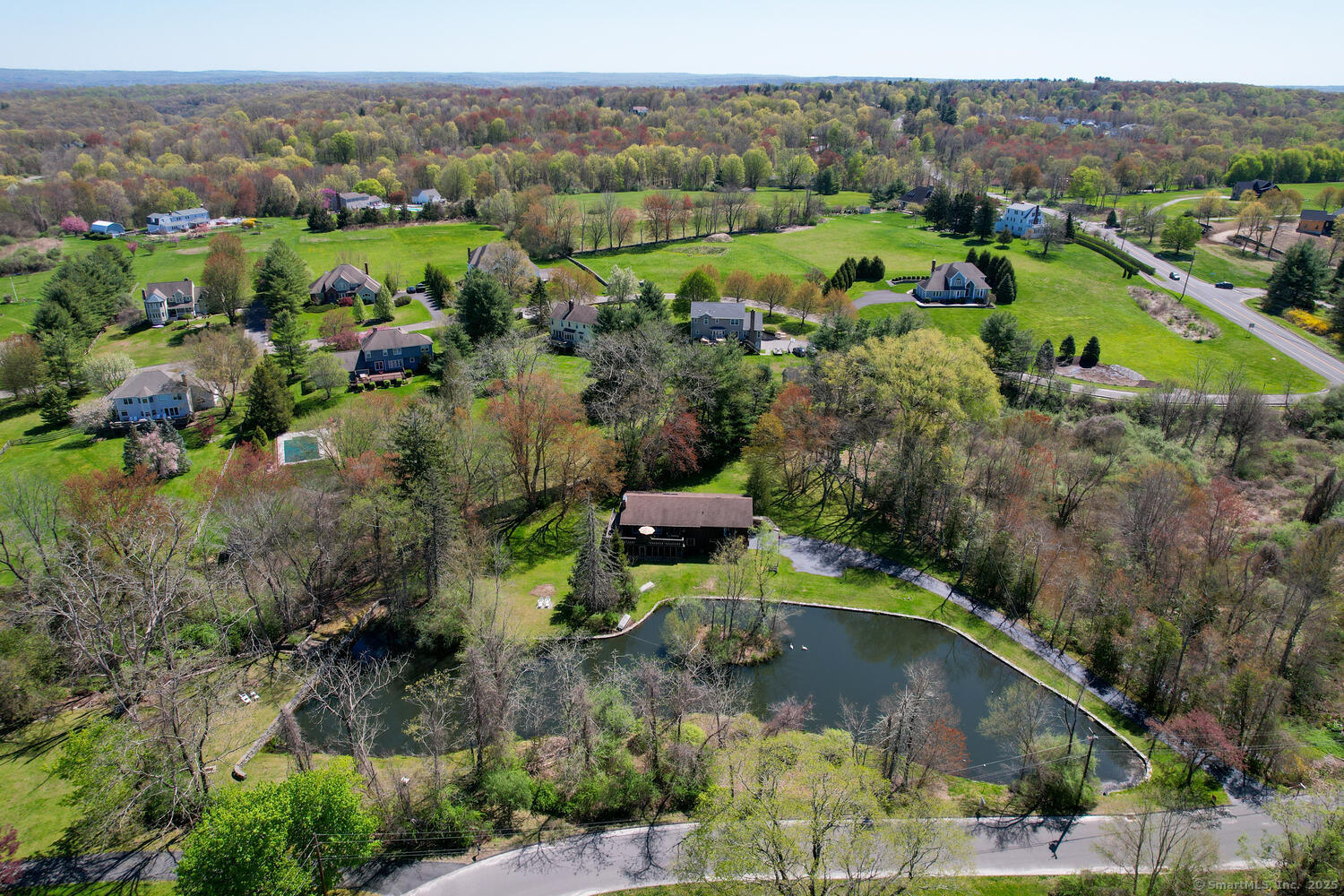 4 Whippoorwill Hill Road