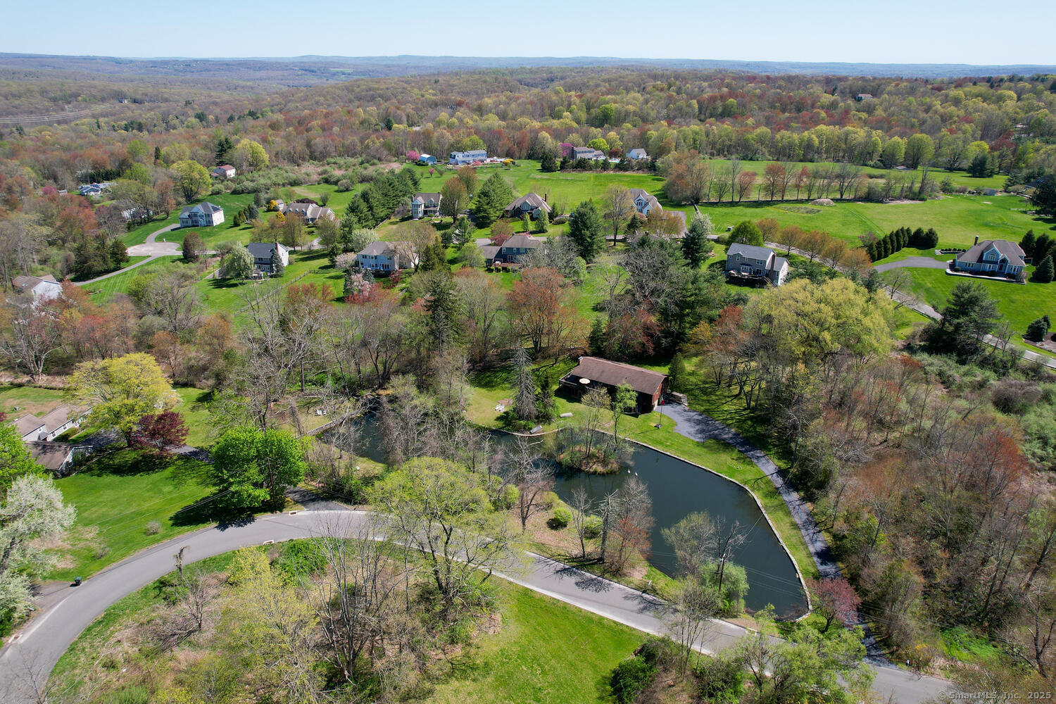 4 Whippoorwill Hill Road
