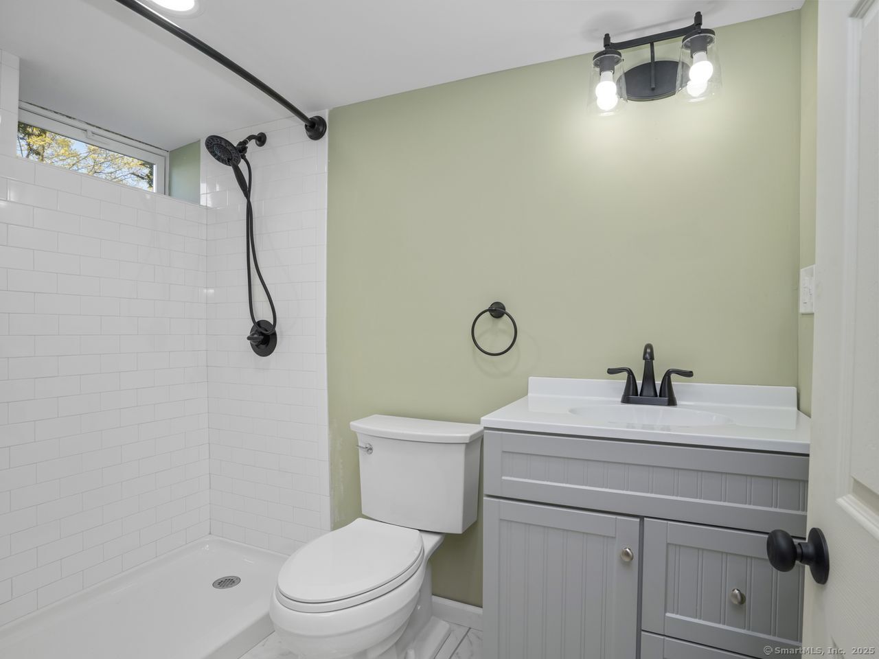 134 Painter Avenue