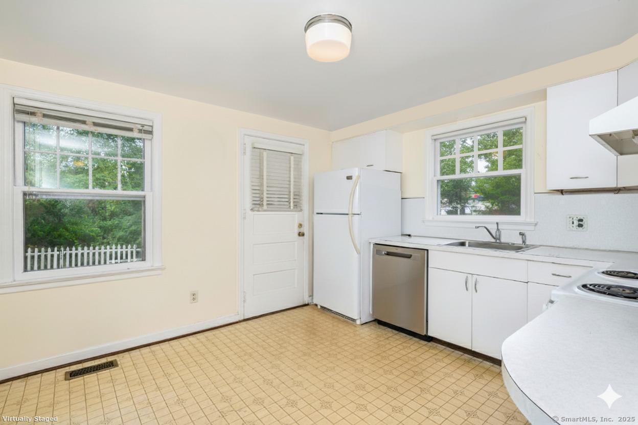 6 Sunny Acres Lane