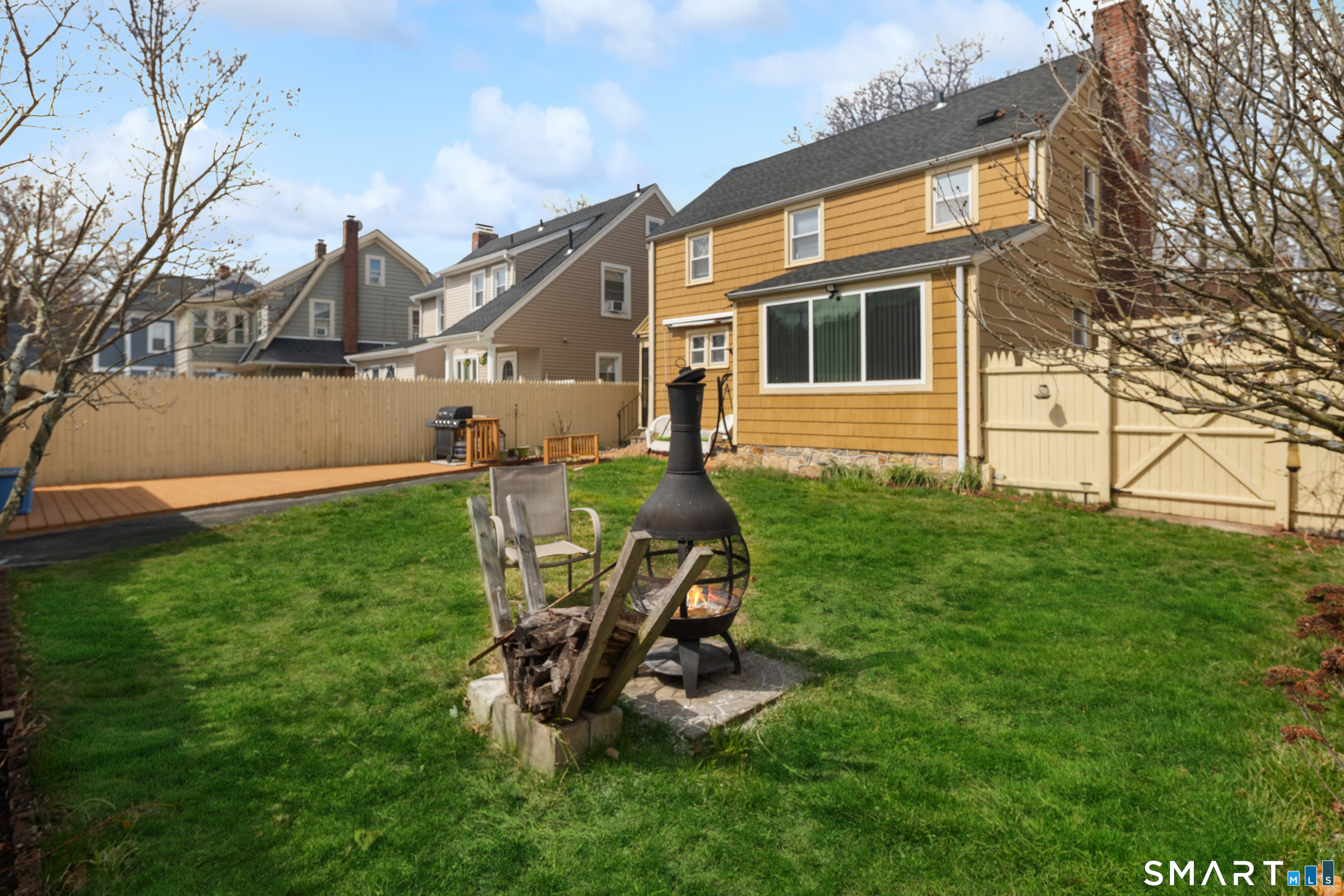 135 Laurel Place