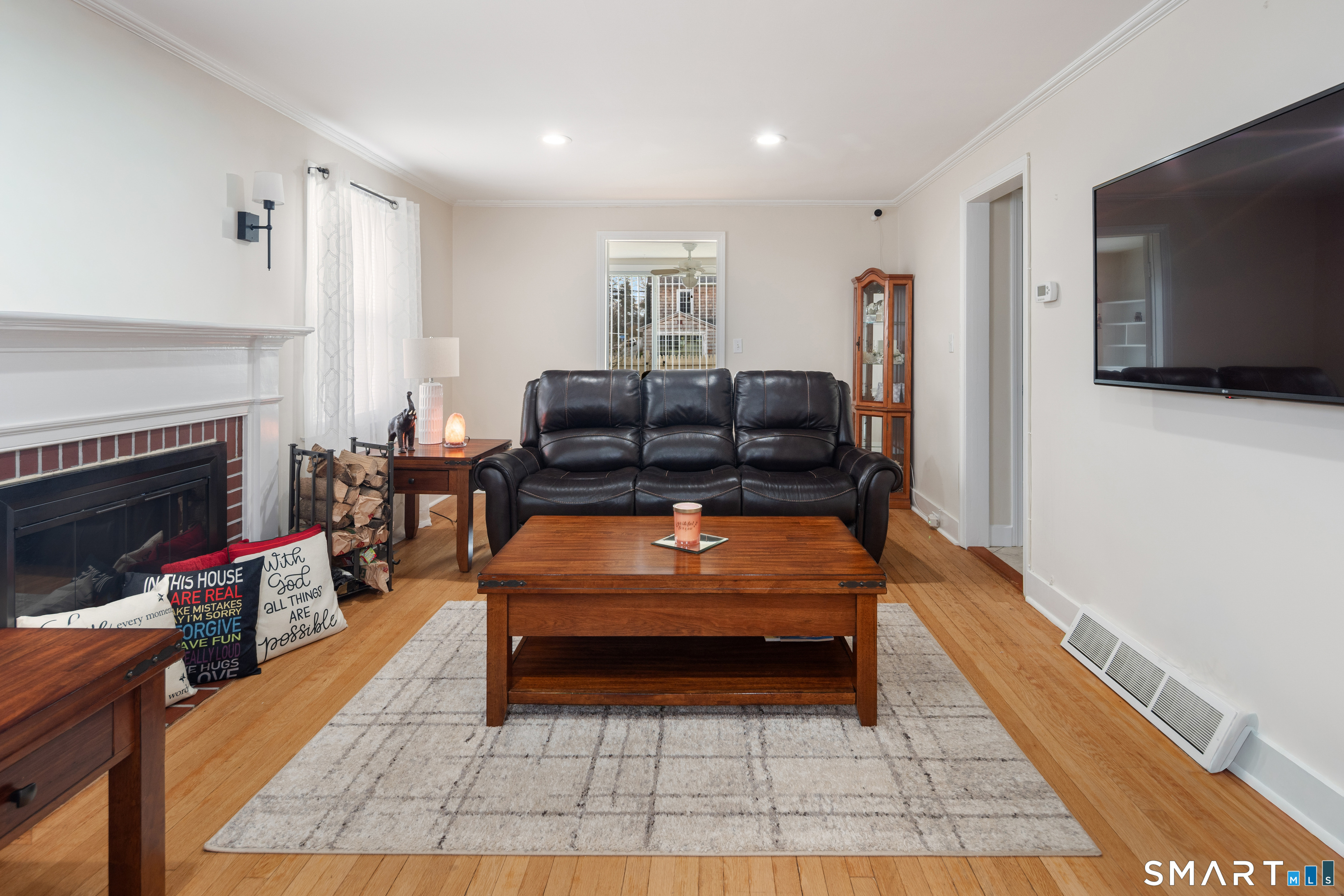 135 Laurel Place