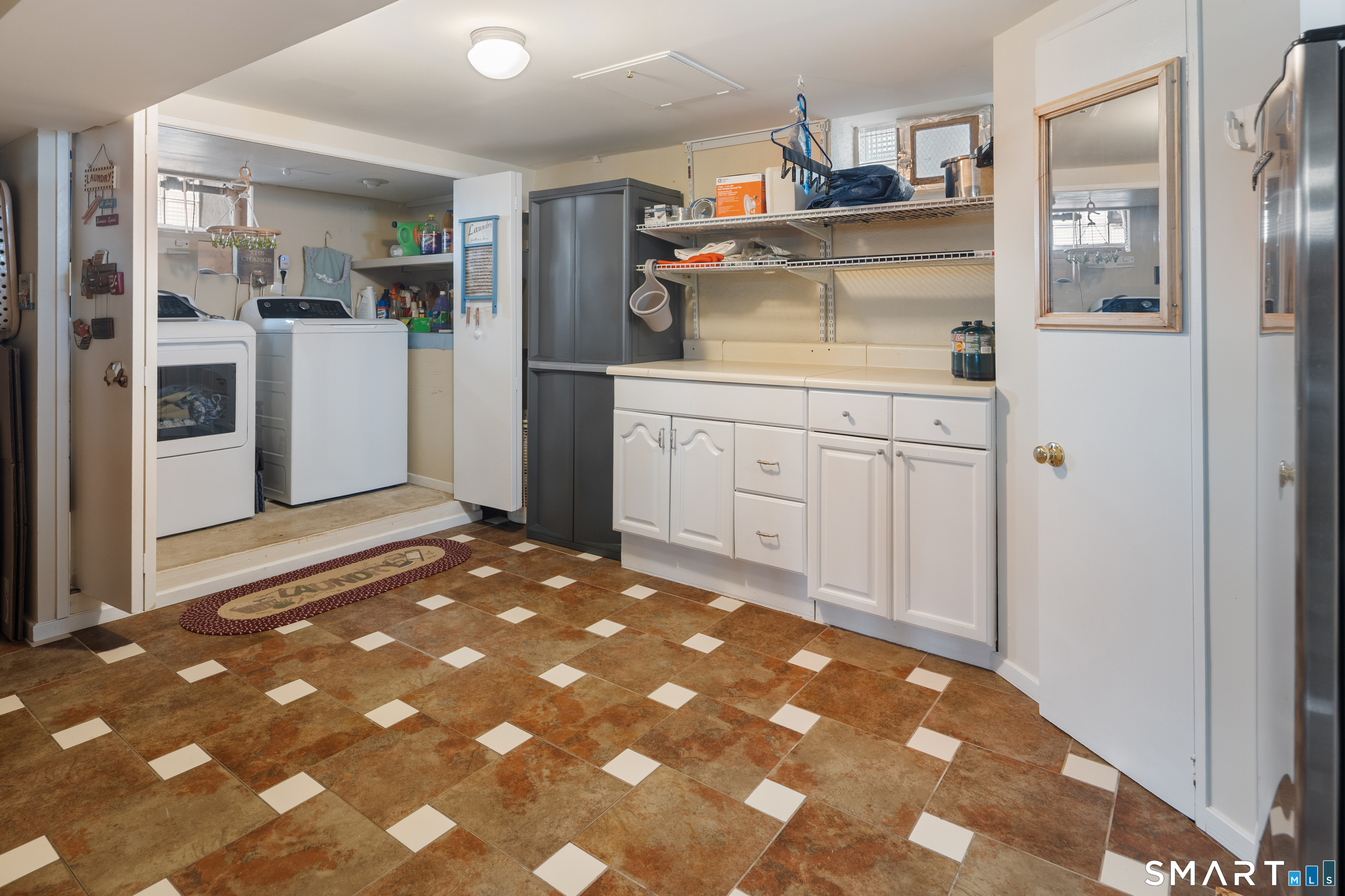 135 Laurel Place