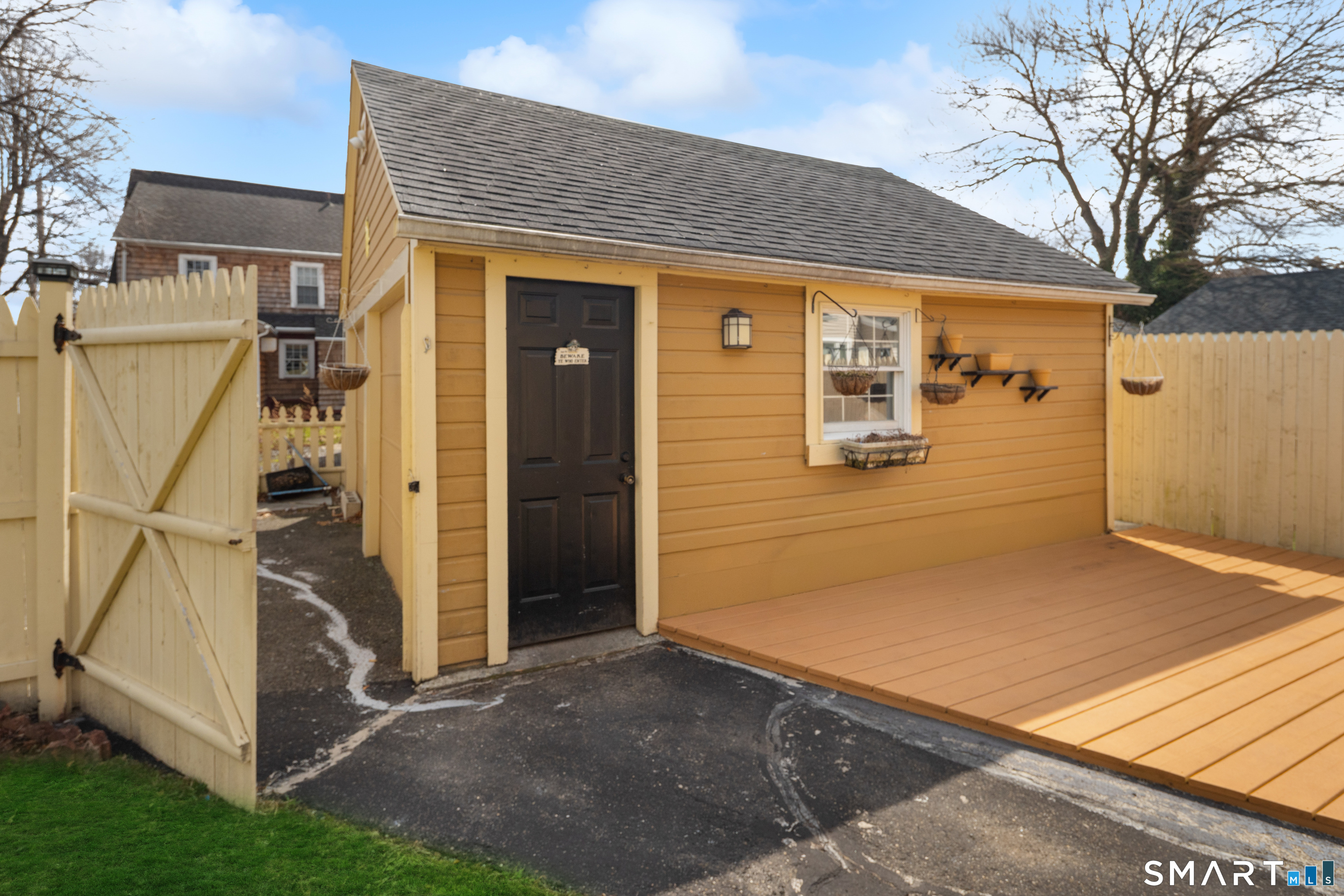 135 Laurel Place