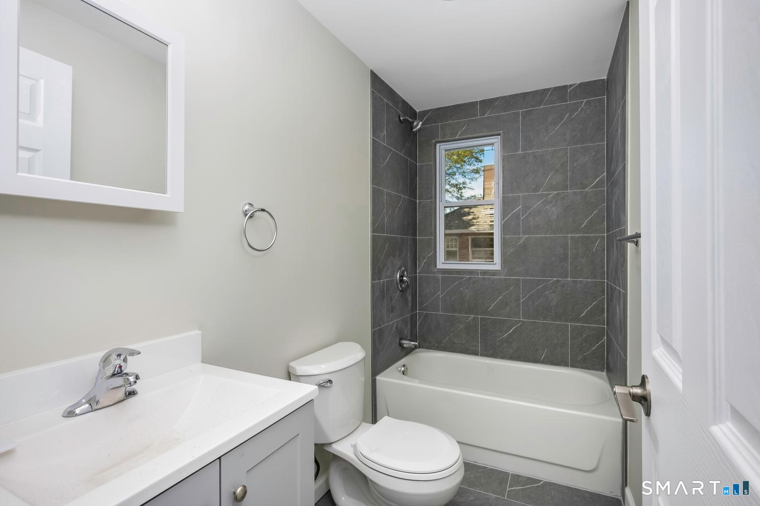 1040 Connecticut Avenue