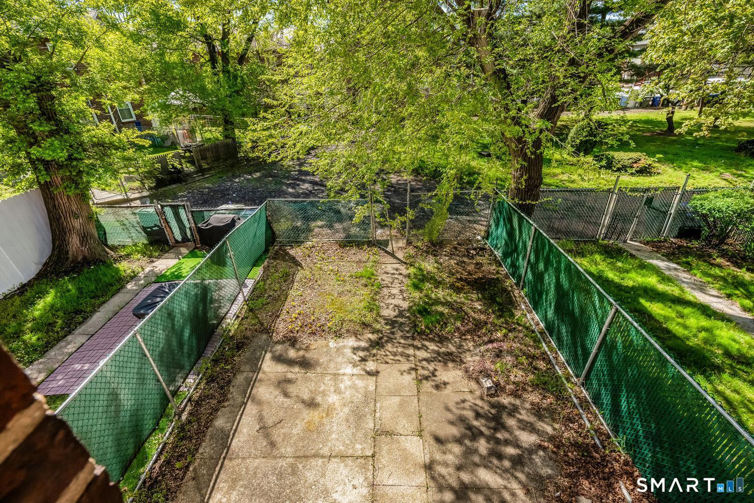 1040 Connecticut Avenue