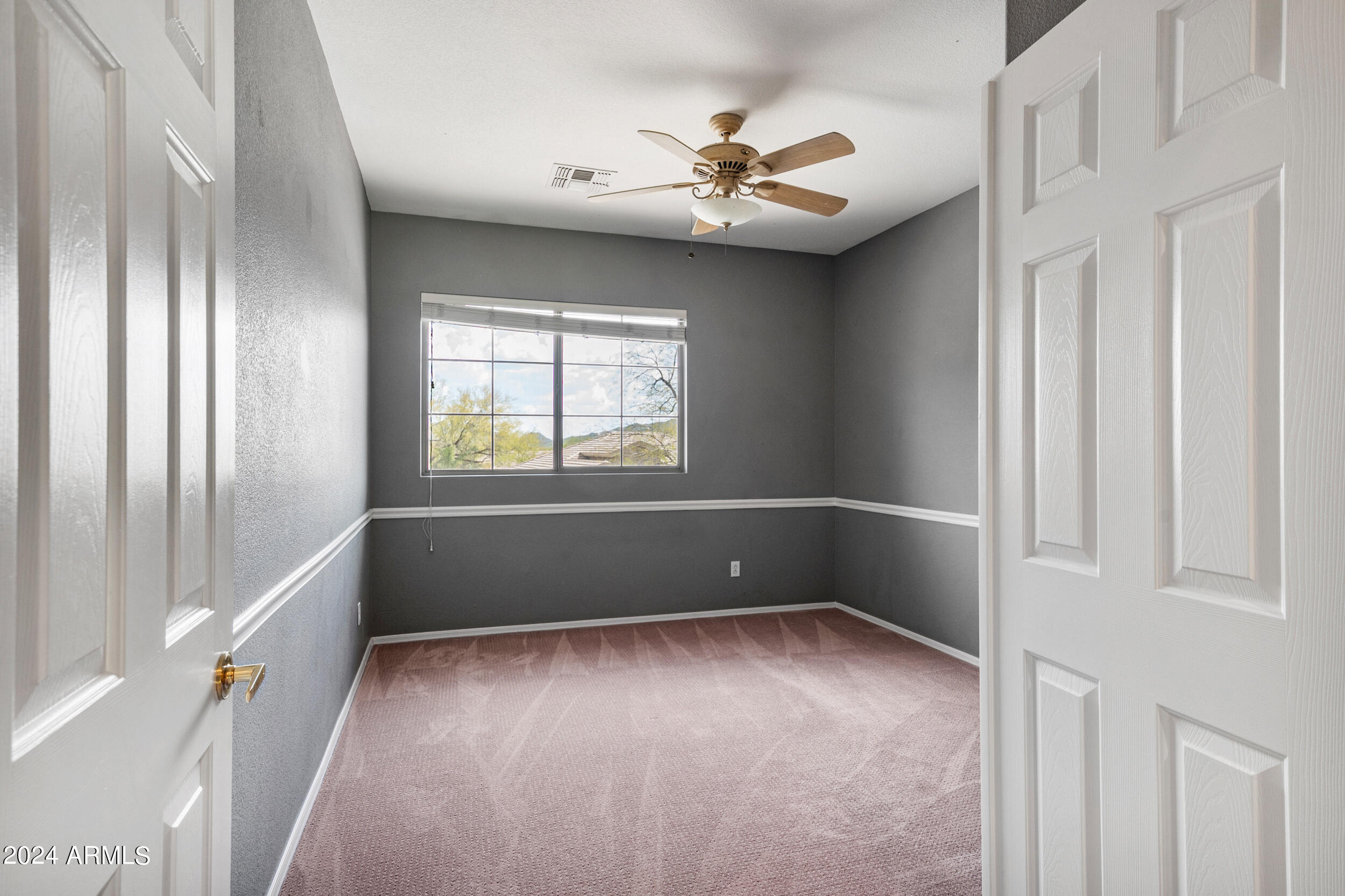3220 W MORSE Drive