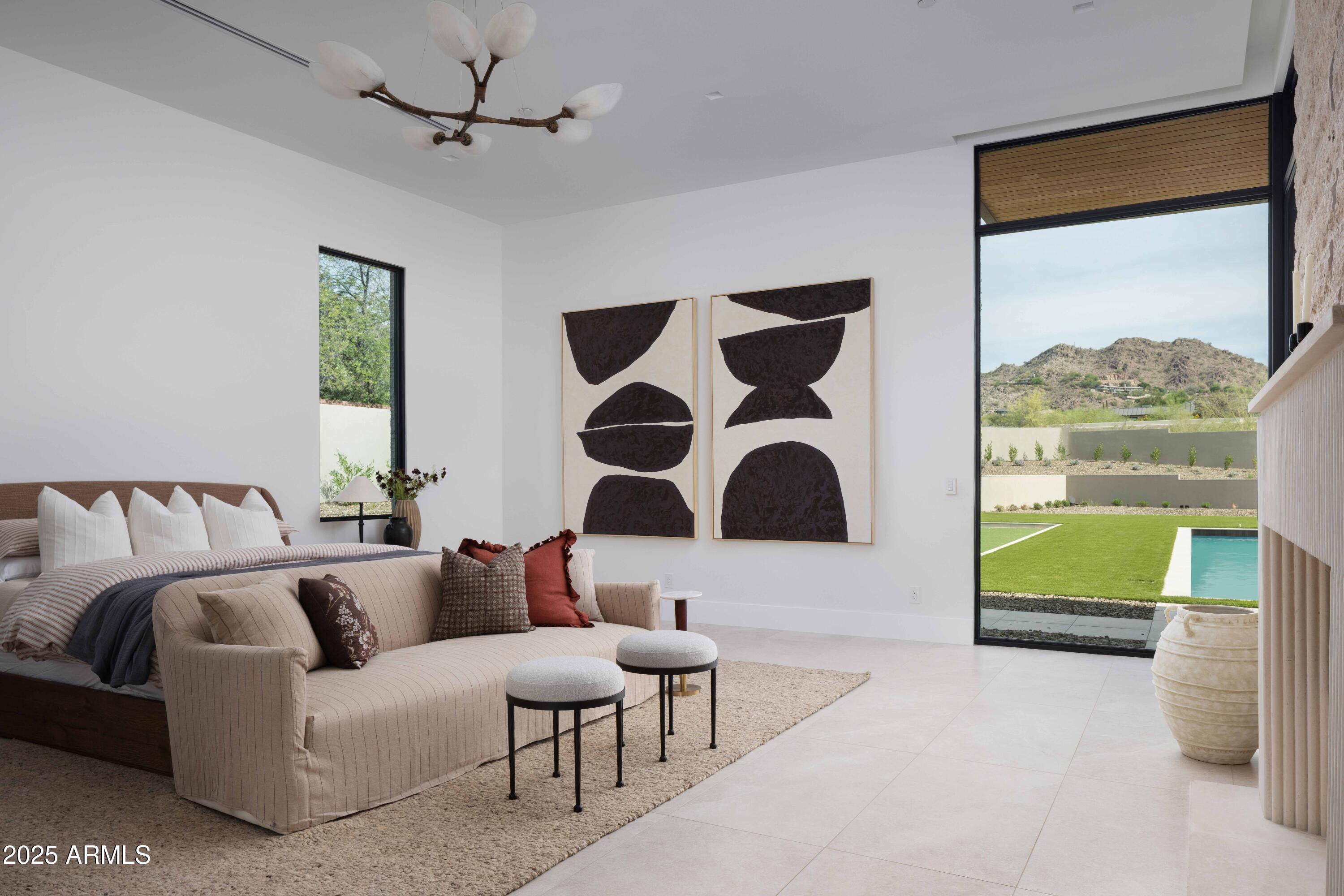 4644 E INDIAN BEND Road