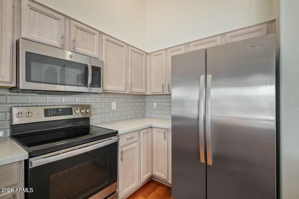 3171 N 83RD Place