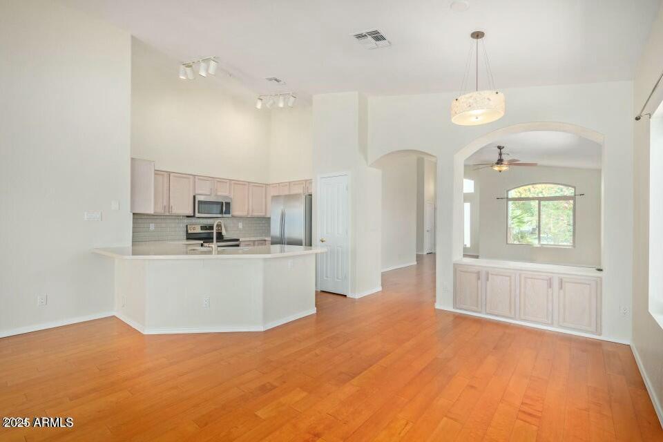 3171 N 83RD Place