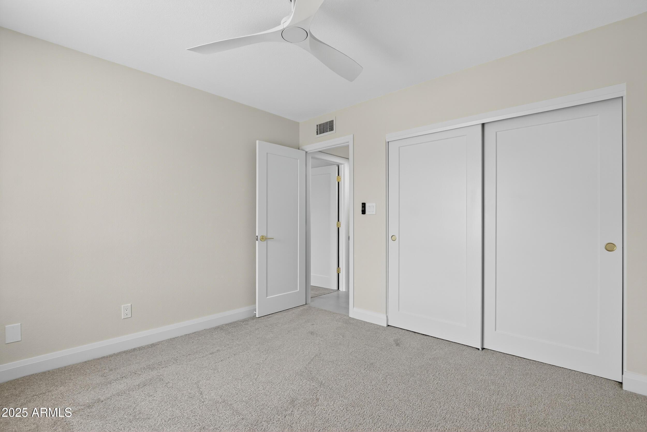 3754 E WETHERSFIELD Road