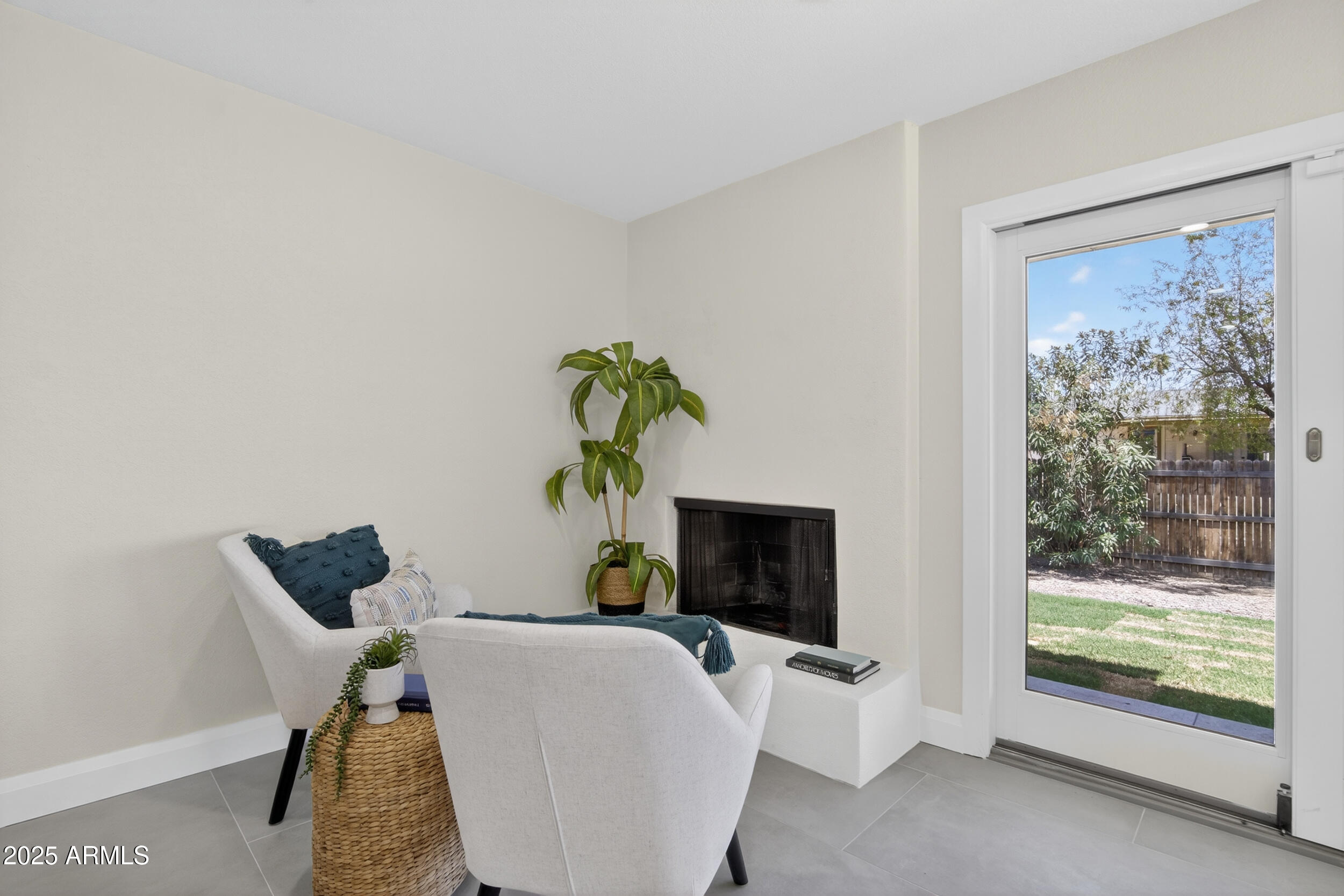 3754 E WETHERSFIELD Road